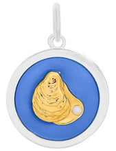 Load image into Gallery viewer, Lola  Oyster Pendant