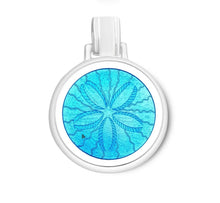 Load image into Gallery viewer, Lola  Sanddollar Pendant