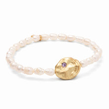 Load image into Gallery viewer, Pearl Affirmation Bracelet - Protection/Gold