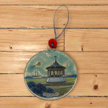 Load image into Gallery viewer, Martha’s Vineyard Colored Glass