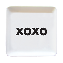 Load image into Gallery viewer, XOXO (Saying) Dish